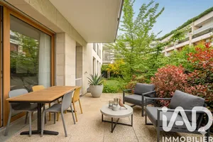 Apartment in Meudon (92360)