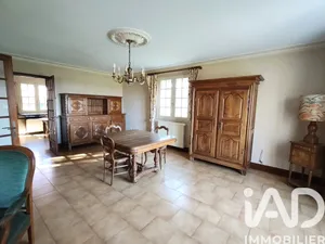 Maison traditionnelle à Saint-Denis-d'Anjou (53290)
