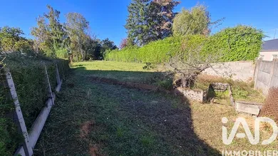 Land in Conlie (72240)