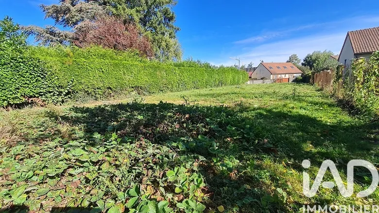 Terrain à Conlie (72240) · 20 000 €