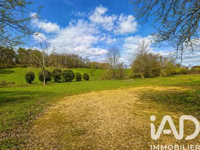 Building plot in Saint-Martial-de-Nabirat (24250)
