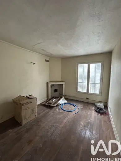 Immeuble à Tonnerre (89700)