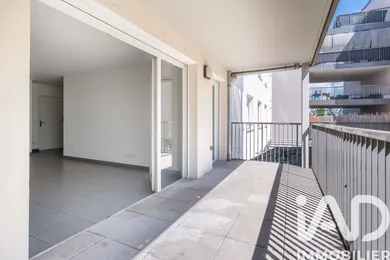Apartment in Villeurbanne (69100)