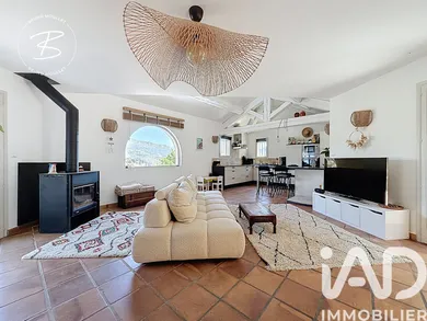 Maison à Le Revest-les-Eaux (83200)