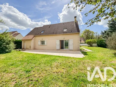 House in Saint-Pierre-lès-Nemours (77140)