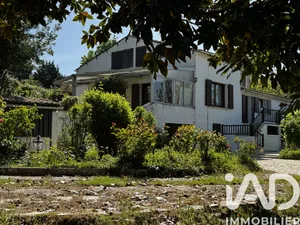 House in Saint-Bonnet-sur-Gironde (17150)