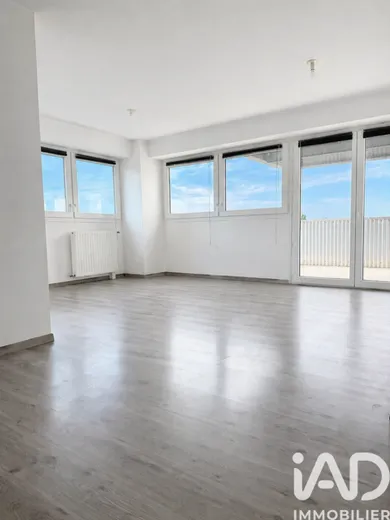 Apartment in Nantes (44200)