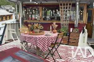 Barge in Asnières-sur-Seine (92600)