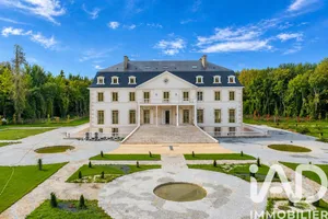 Château à Saint-Pouange (10120)