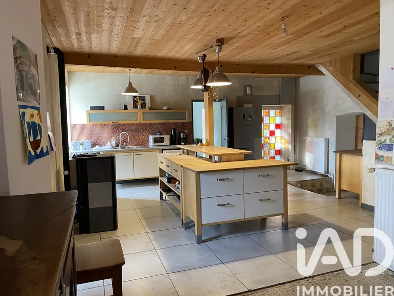 Maison 8 pièces 270 m² · à Veynes · 270 m² · 285 000 €