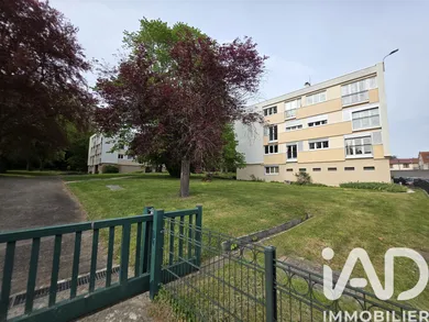 Apartment in Villiers-sur-Orge (91700)