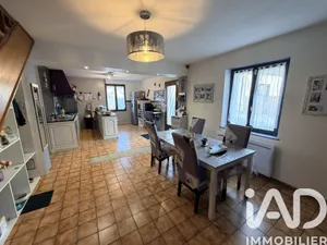 Maison à Sainte-Colombe (77650)