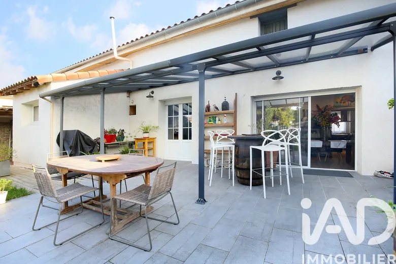 Maison 7 pièces 210 m² · à Saint-Jory · 210 m² · 384 200 €