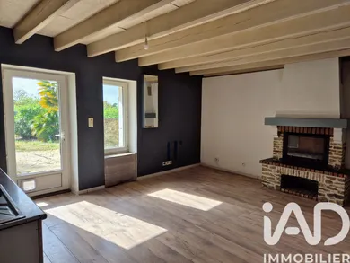 Maison à Saint-Étienne-de-Montluc (44360)