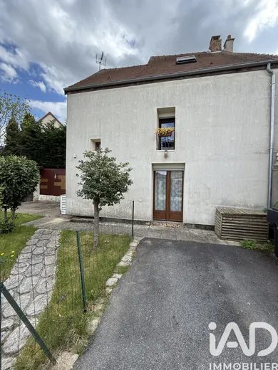 Village house in Crécy-la-Chapelle (77580)