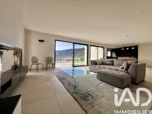 House in Theys (38570)