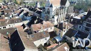 Maison traditionnelle à Moret-Loing-et-Orvanne (77250)