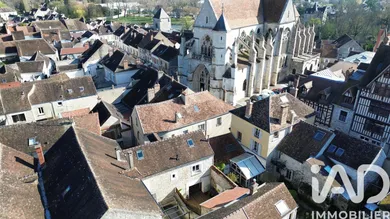 Maison traditionnelle à Moret-Loing-et-Orvanne (77250)