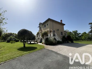 House in Lisle-sur-Tarn (81310)