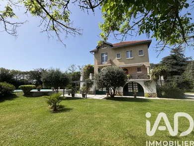 House in Lisle-sur-Tarn (81310)