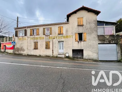 Immeuble à Châteauneuf-Grasse (06740)