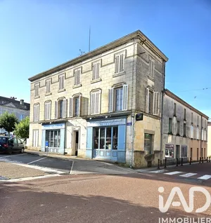 Building in Mirambeau (17150)