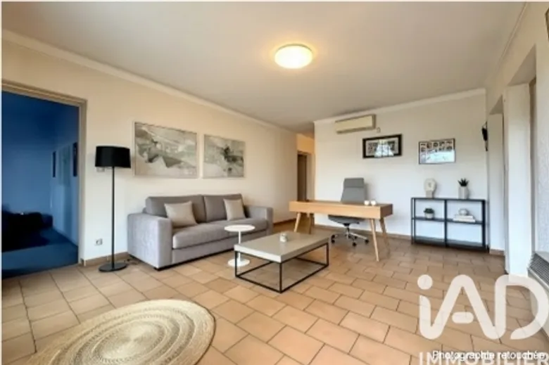 Appartement 4 pièces 141 m² · à Pernes-les-Fontaines · 141 m² · 199 000 €