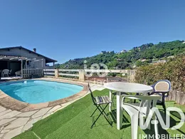 Maison à Menton (06500)