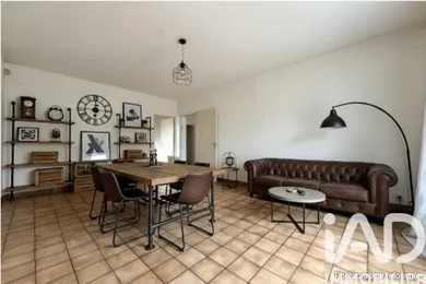 Appartement à Pernes-les-Fontaines (84210)