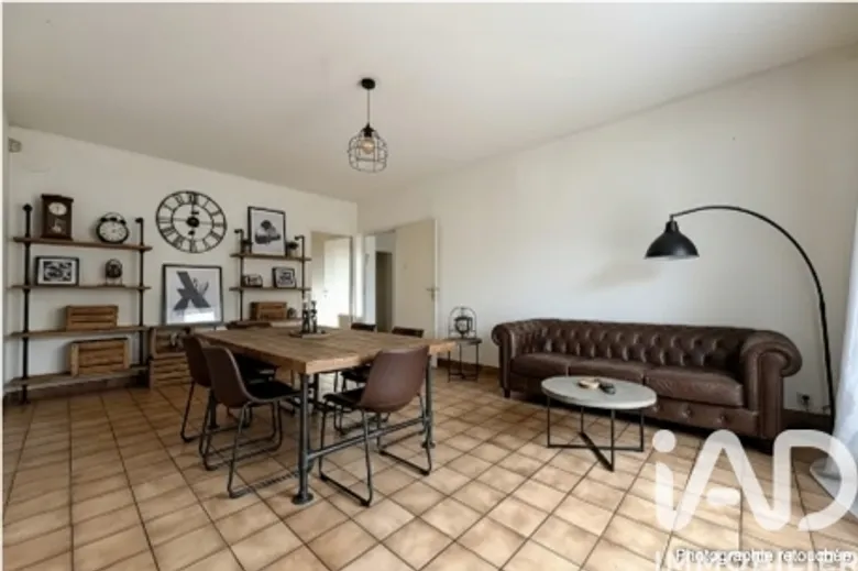 Appartement 3 pièces 90 m² · à Pernes-les-Fontaines · 90 m² · 175 000 €