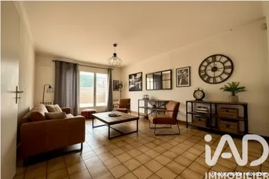 Appartement à Pernes-les-Fontaines (84210)