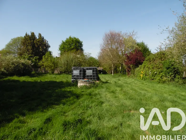 Terrain à Saint-Léger-des-Prés (35270) · 60 000 €