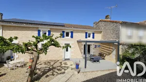 Village house in Champniers (16430)