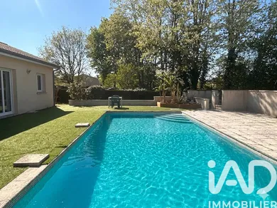 House in La Brède (33650)