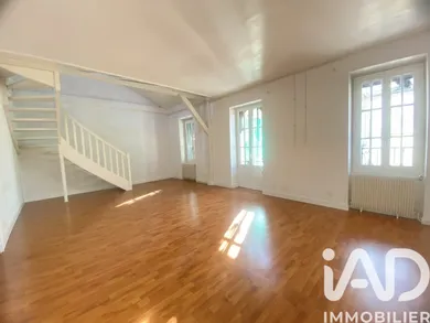 Duplex in Vichy (03200)