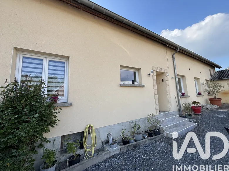 Maison 4 pièces 123 m² · à Ville-le-Marclet · 123 m² · 220 000 €