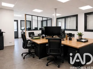 Murs commerciaux  à Beaupréau-en-Mauges (49510)