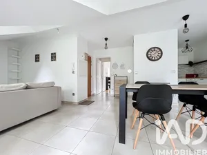 Apartment in Linas (91310)