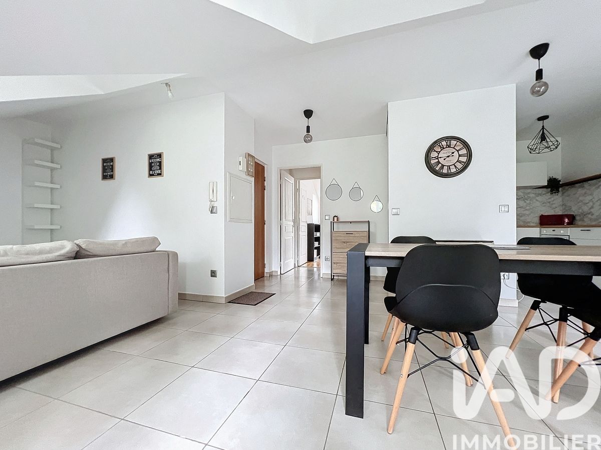 Appartement 2 pièces de 56 m² à Linas (91310)