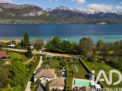 Architectural house in Annecy (74000)