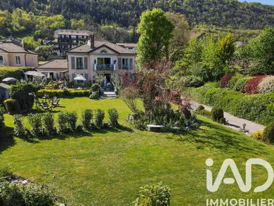 Architectural house in Annecy (74000)