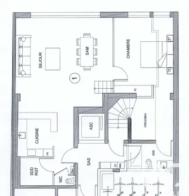 Duplex à Bordeaux (33800)
