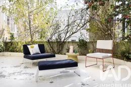 Apartment in Paris (75020)