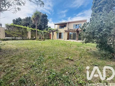 Maison de campagne à Sarrians (84260)