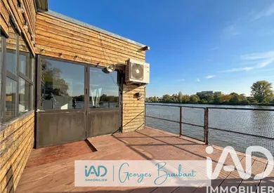 Barge in Bezons (95870)