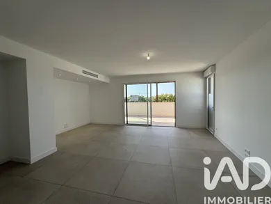 Apartment in Castries (34160)