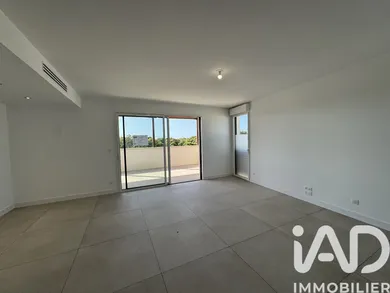 Apartment in Castries (34160)