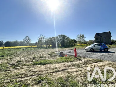 Building plot in Langrolay-sur-Rance (22490)