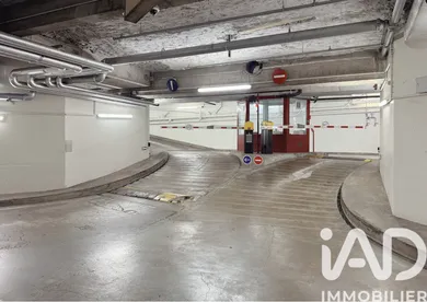 Parking à Paris (75002)