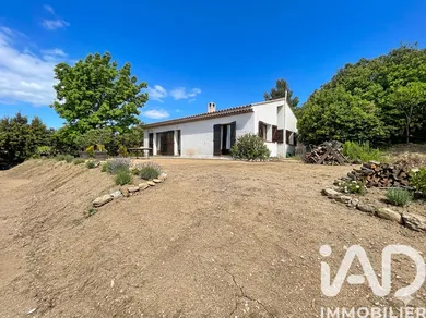 House in Mons (83440)